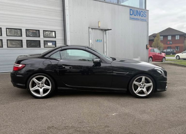 Mercedes-Benz,SLK,AMG SPORT 7G AUTO Convertible, 2015, Semi-Auto, 2143 (cc), 2 doors