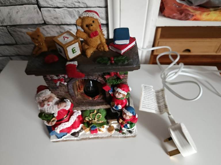 Festive Christmas Decoration with Lights – Good Condition