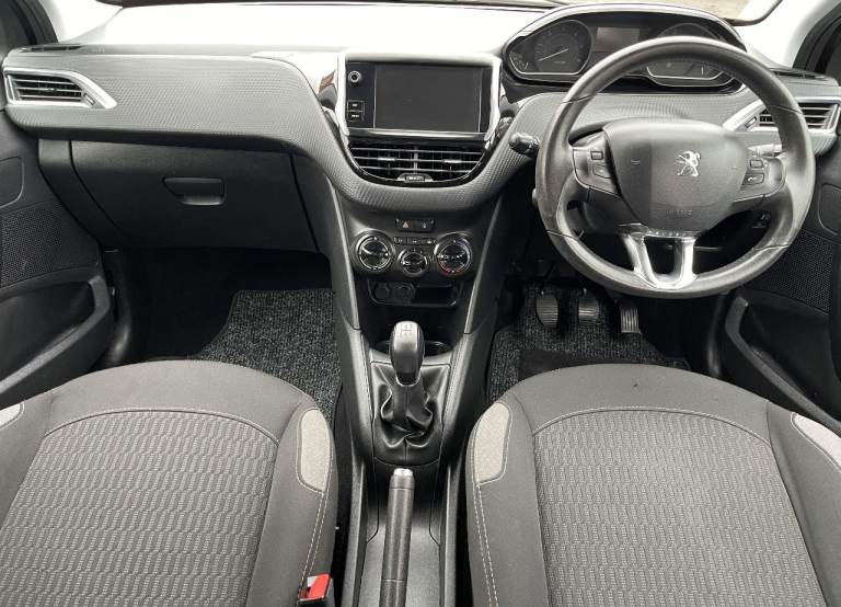 Peugeot 208 Active Blue Hdi 1560cc Diesel Hatchback 2016