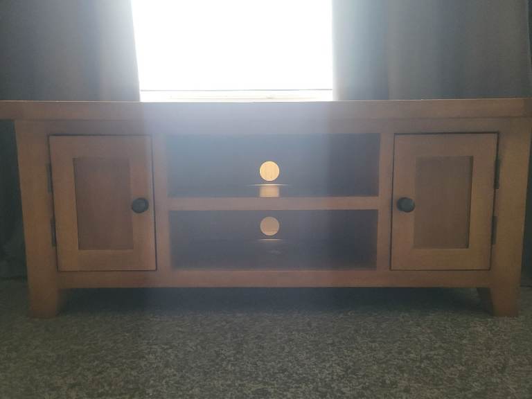 Oak tv stand