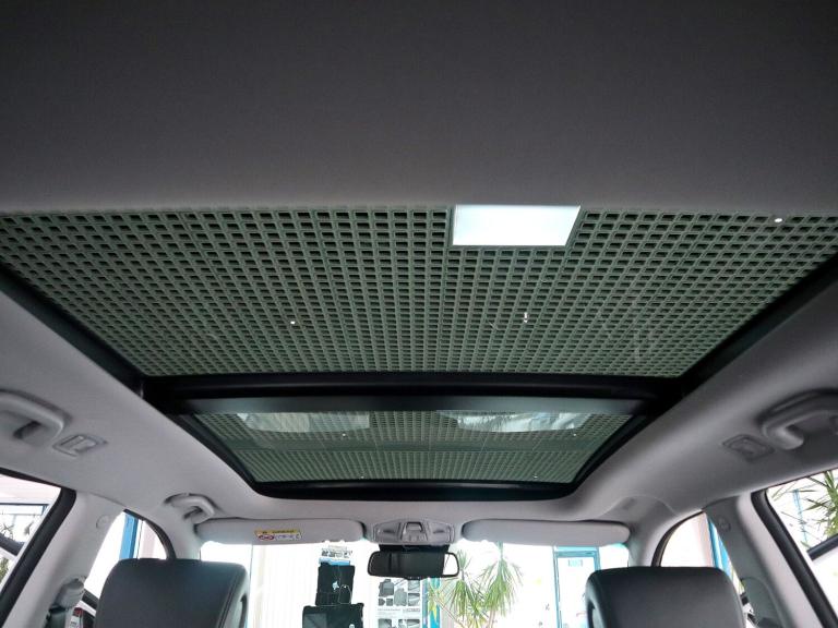 2017 Hyundai Santa Fe 2.2 Endurance Edition Blue Drive CRDi 4wd 5DR 4x4 Diesel 4x4 Diesel Automatic