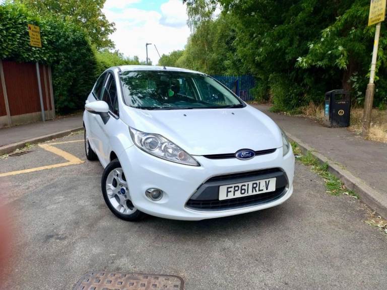 Ford, FIESTA, Hatchback, 2011, Manual, 1242 (cc), 5 doors