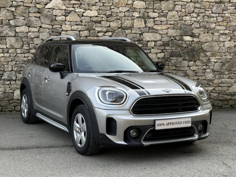 MINI COUNTRYMAN 1.5 Cooper Classic Premium Plus 5dr Auto