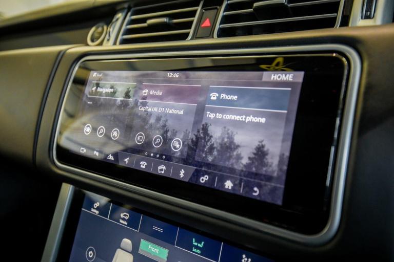 2019 Land Rover Range Rover 4.4 SDV8 Vogue 4dr Auto ESTATE DIESEL Automatic