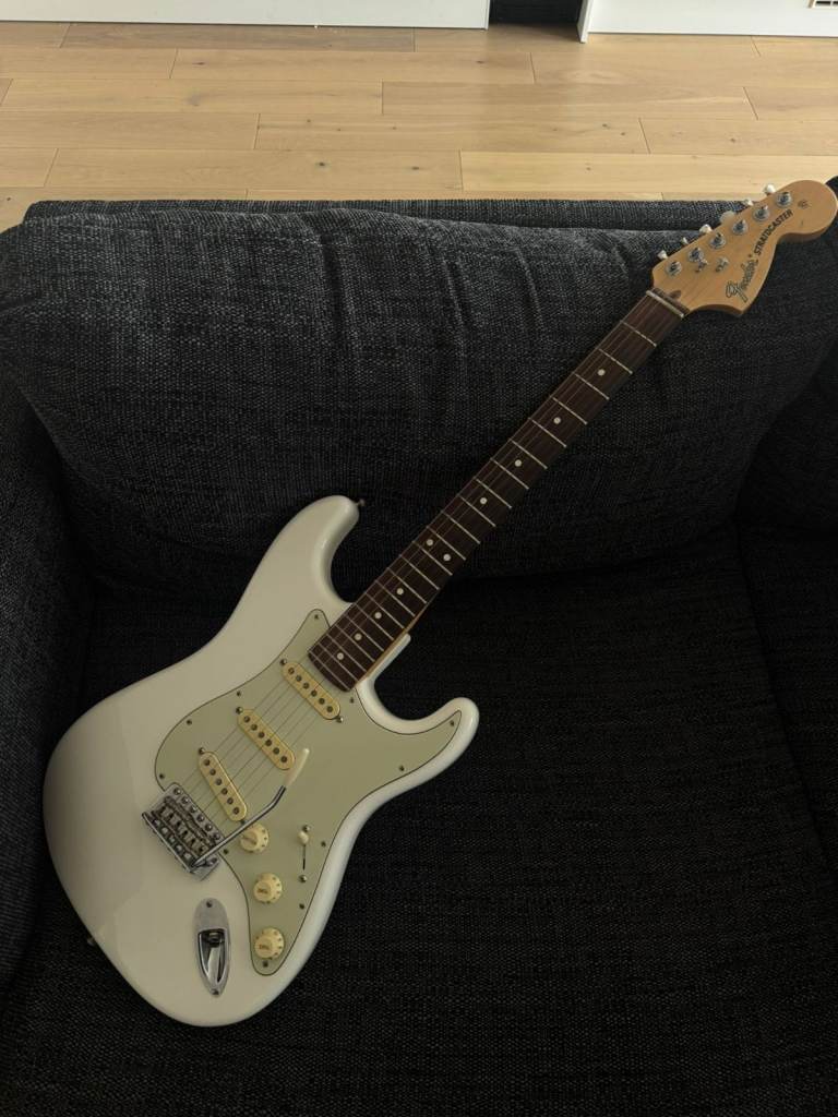 Fender American Performer Stratocaster 2024