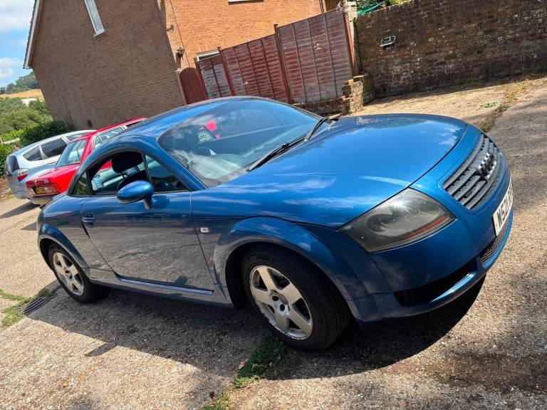 Audi TT 1.8T Quattro, Manual