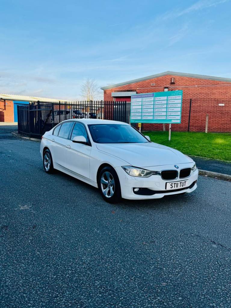 BMW 320d EfficientDynamics Auto 2012