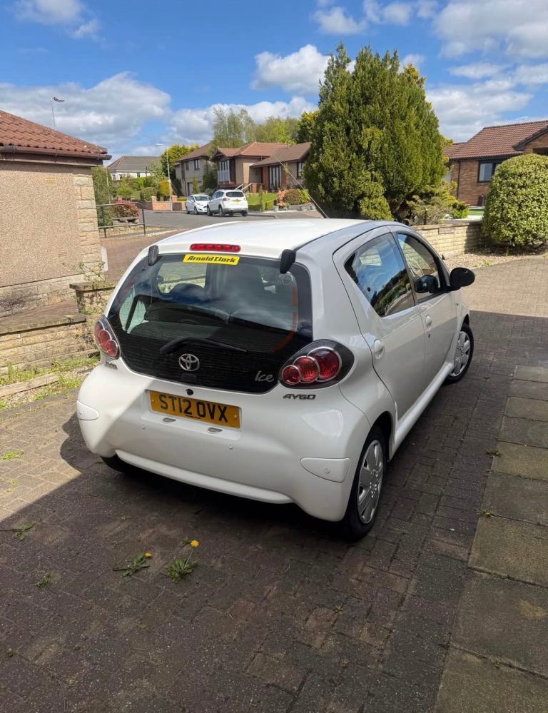 TOYOTA AYGO SEMI-AUTOMATIC 