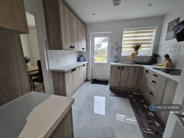 1 bedroom in Aylminton Walk, Bristol, BS11 (#2972010)