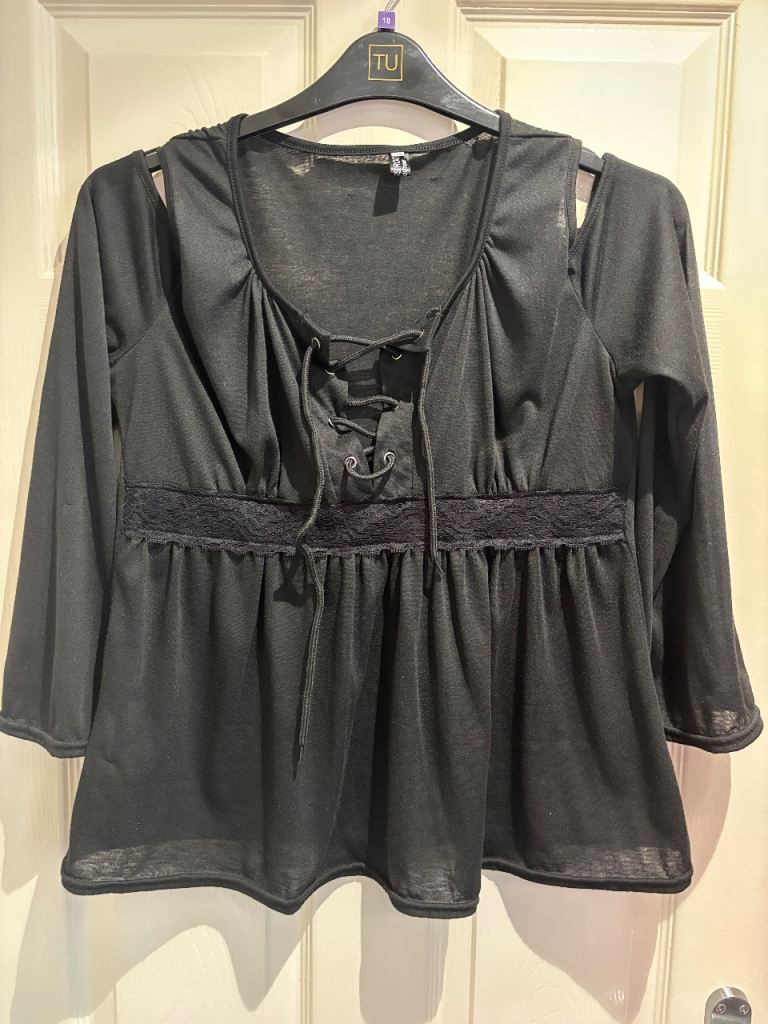 My Dress Room Black Cold Shoulder Top XL