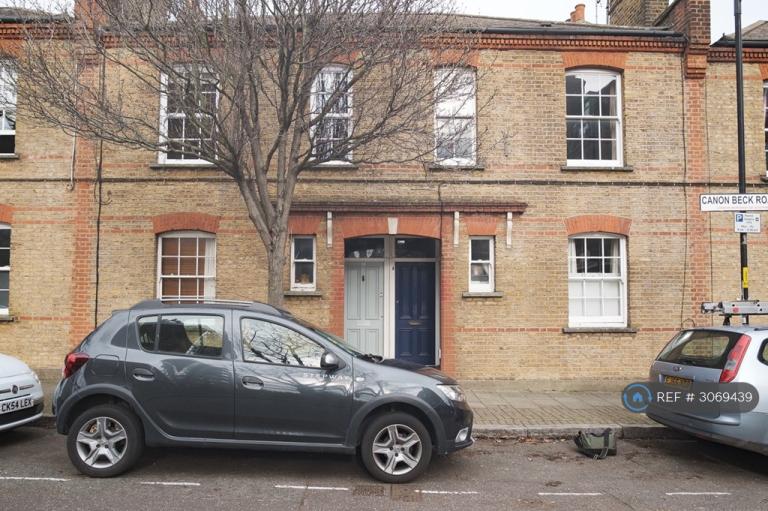 2 bedroom flat in Canon Beck Road, London, SE16 (2 bed) (#3069439)
