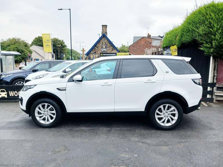 2017 Land Rover Discovery Sport 2.0 TD4 SE Auto 4WD Euro 6 (s/s) 5dr ESTATE Diesel Automatic