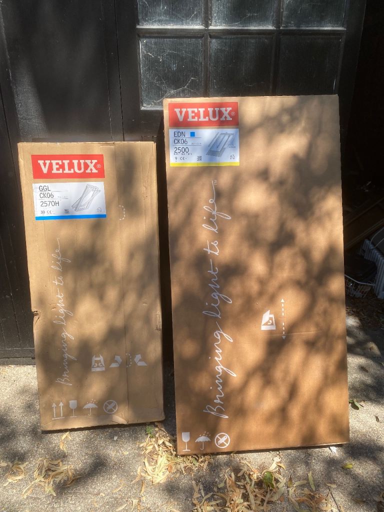 VELUX Heritage Recessed Roof Window GGL CK06 and EDN CK06