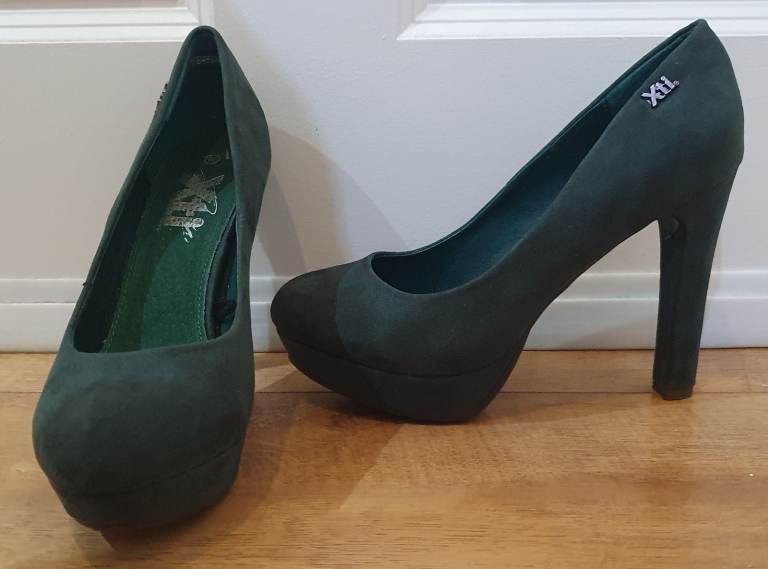 XTI Territory Green High Heeled Platform Heels Shoes Size 7 40 NEW