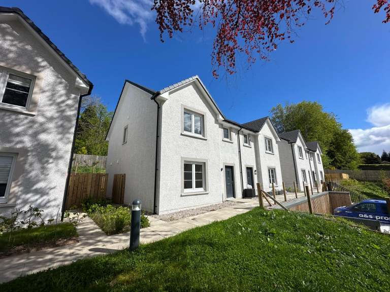 3 bedroom house in 50 Berwick Brae, Perth, PH2 0TN