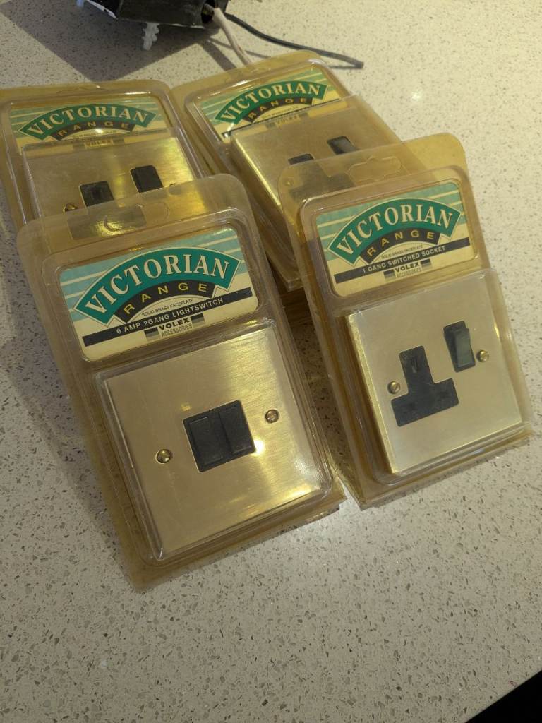 Victorian Range Brass Light Switches & Sockets – New