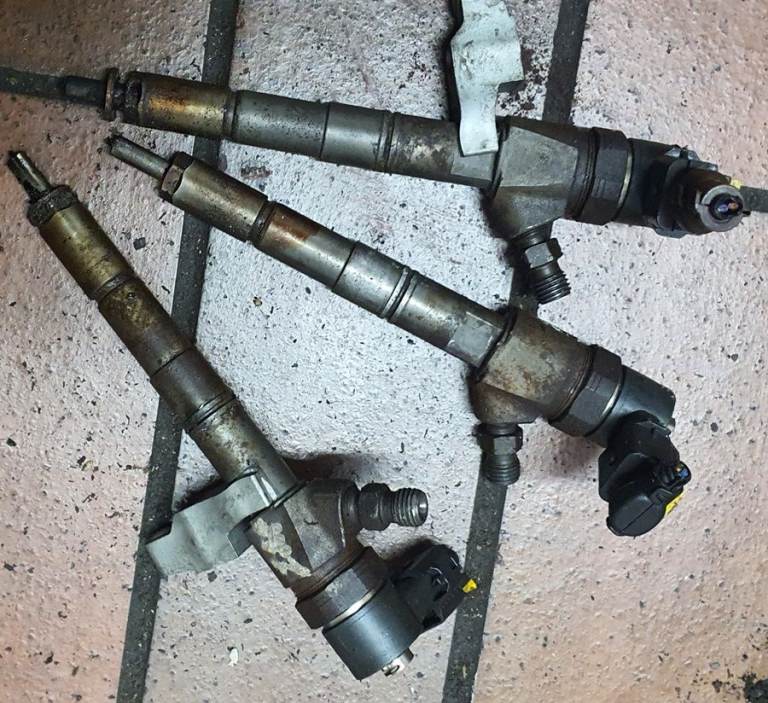 Vauxhall Zafira C Touring 2.0 CDTI x3 Injectors 0445110,423 2004