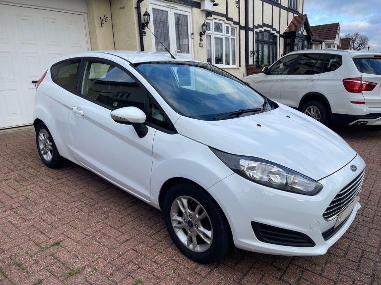 2013 Ford Fiesta, Hatchback, Manual, 3 doors