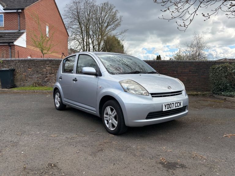Daihatsu, SIRION, Hatchback, 2007, Manual, 998 (cc), 5 doors