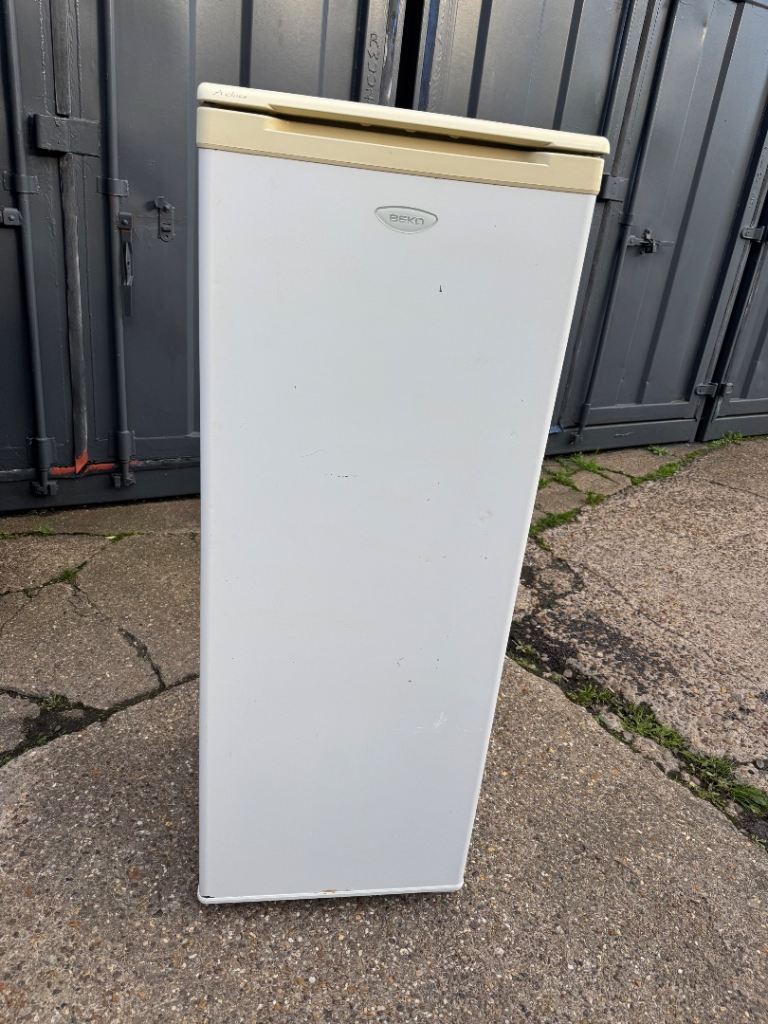 Beko Upright Fridge 5Ft