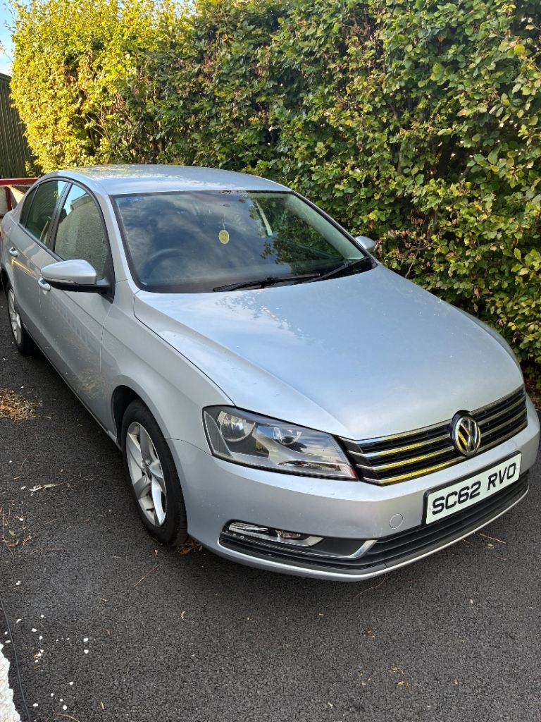 Volkswagen, PASSAT, Saloon, 2013, Manual, 1598 (cc), 4 doors