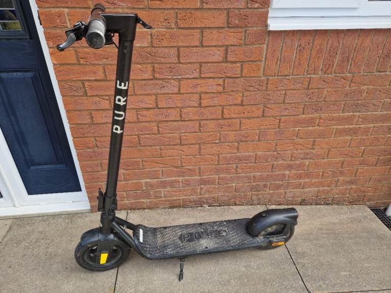 Pure electric scooter 