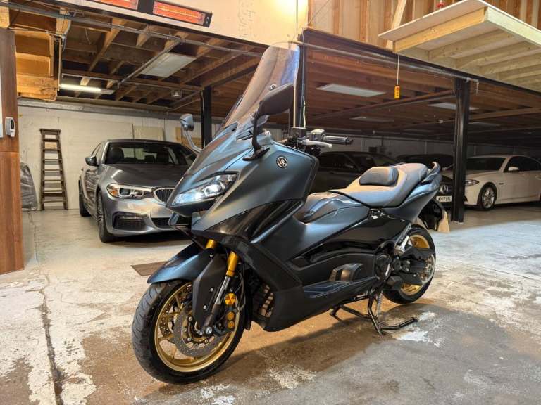2022 Yamaha TMAX TECH MAX XP560 T-Max Tech Max (21MY) PETROL Automatic