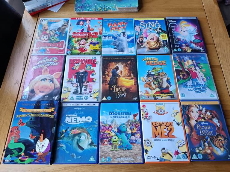 Job Lot of 15 Children's DVD's Hoodwinked, Finding Nemo, Muppets, Cinderella, Beauty Beast, Wonka