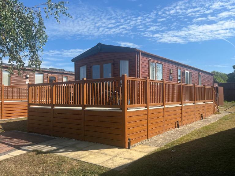 Static caravan / lodge on site - Lyme Regis