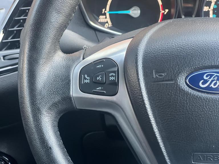 2016 Ford Fiesta 1.0 EcoBoost Zetec 5dr HATCHBACK PETROL Manual