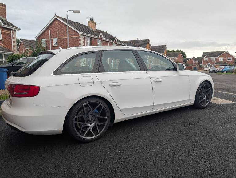 Audi, A4, Estate, 2013, Manual, 1968 (cc), 5 doors