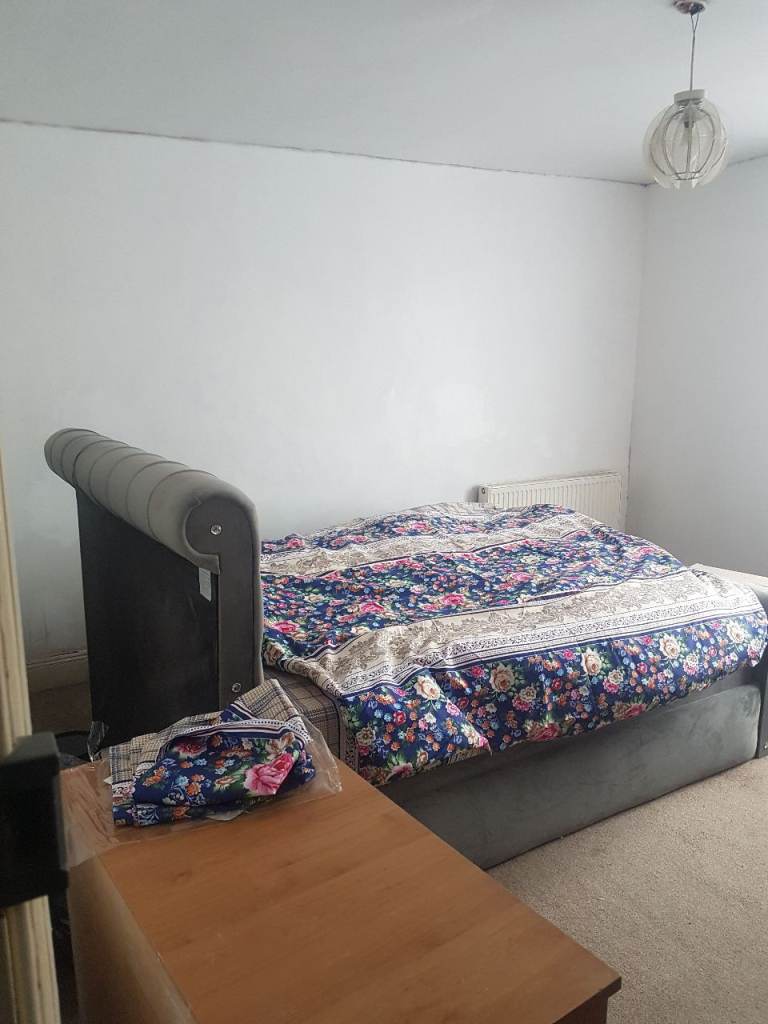 Rent for large room beautiful place and area