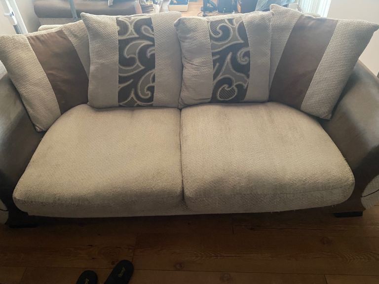 free sofas and settee