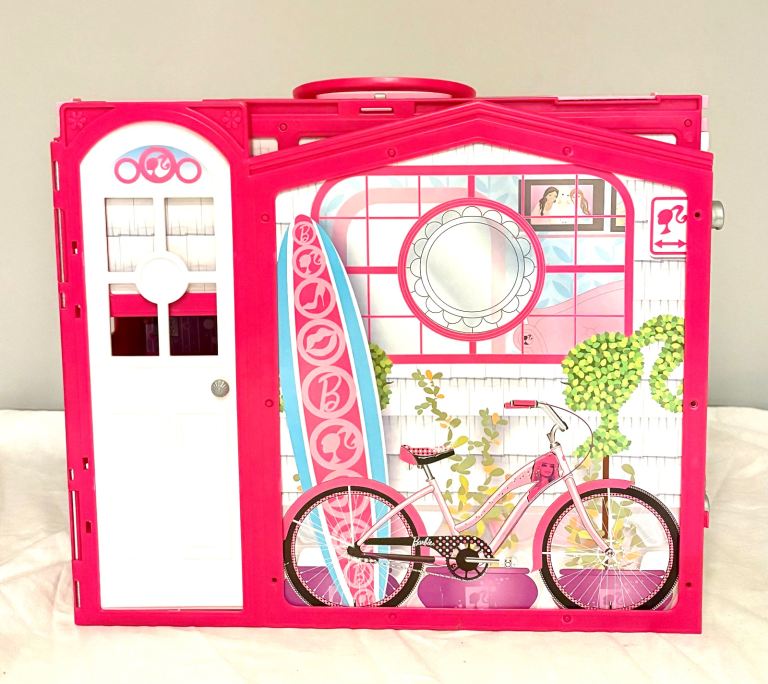 Barbie foldaway house