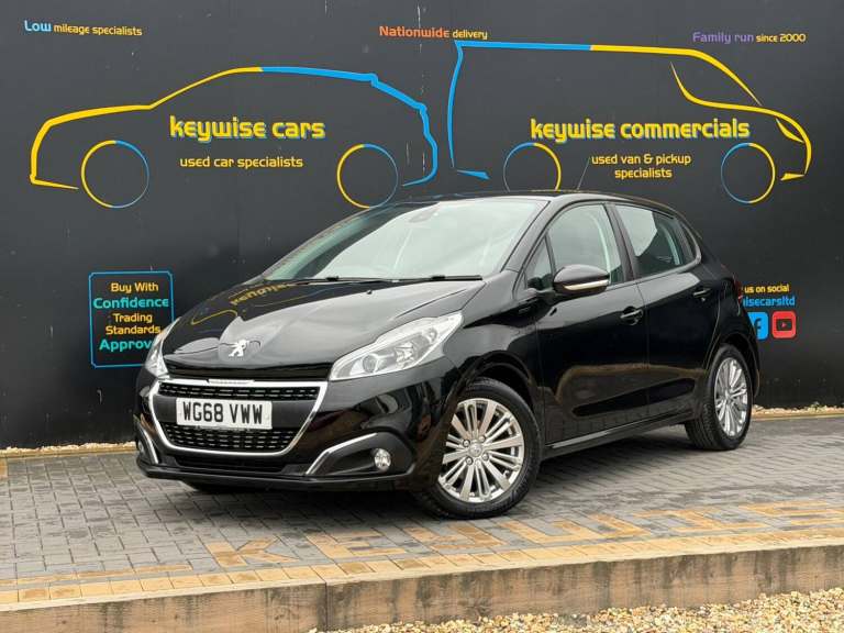 2019 Peugeot 208 1.2 PureTech 82 Signature 5dr [Start Stop] HATCHBACK PETROL Manual