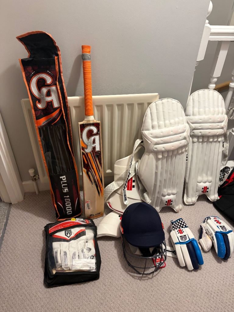  Cricket bat - for LeftHand Batsman, 