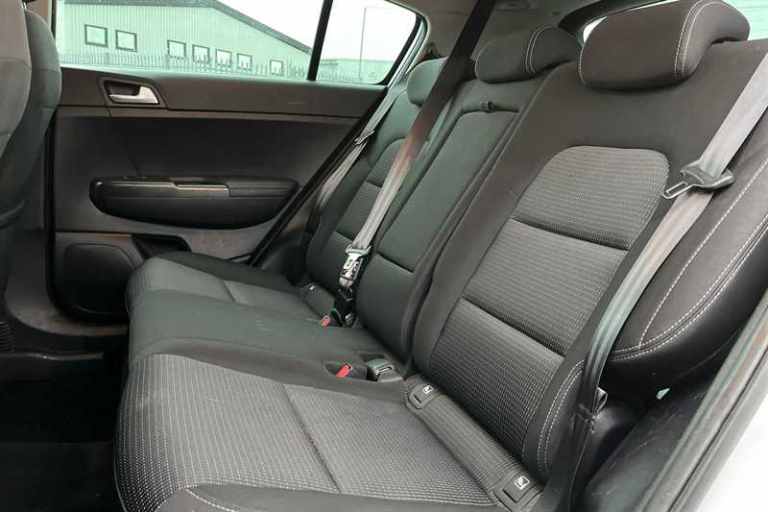 2019 Kia Sportage 1.6 CRDi ISG 2 5dr DCT Auto ESTATE DIESEL Automatic