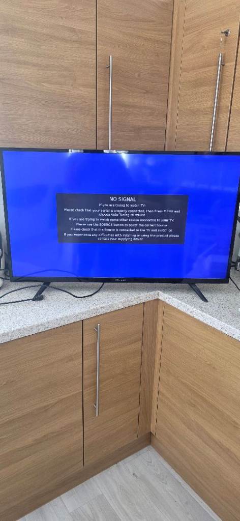 Large Black Flat Screen TV – Good Condition Display