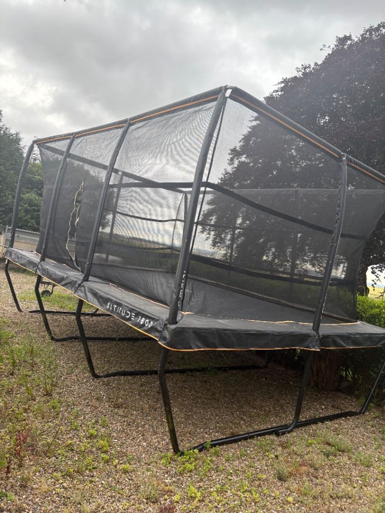 Trampoline 