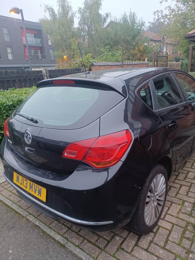 Vauxhall, ASTRA, Hatchback, 2013, Manual, 1398 (cc), 5 doors