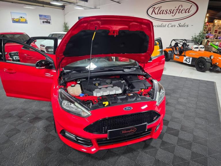 2015 Ford Focus 2.0T EcoBoost ST-3 5dr HATCHBACK PETROL Manual