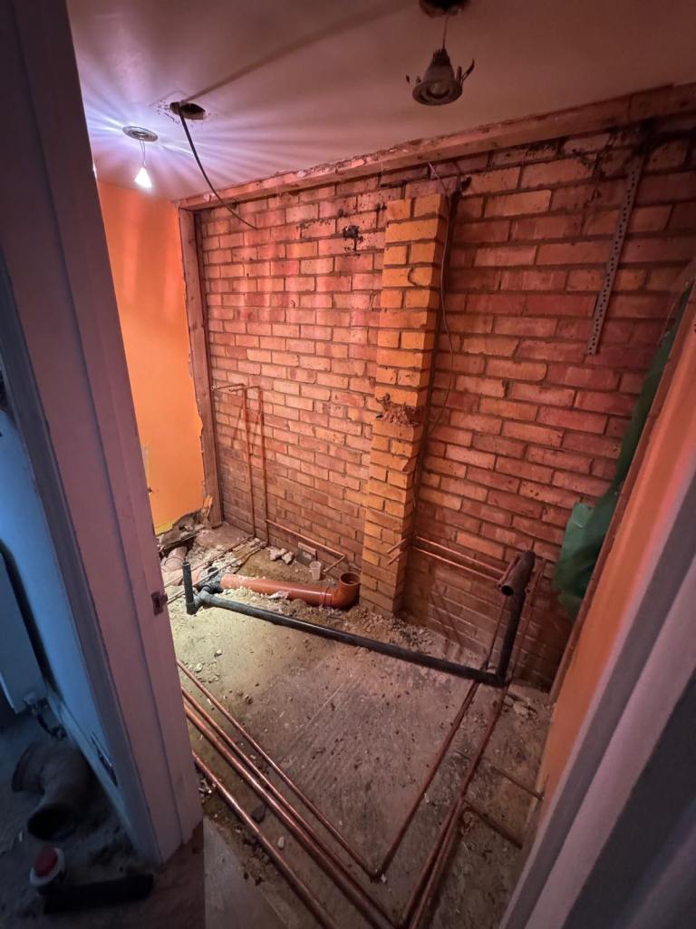 Property maintenance & Renovation | Plumber | Electrical | carpentry | Doors | Tiling