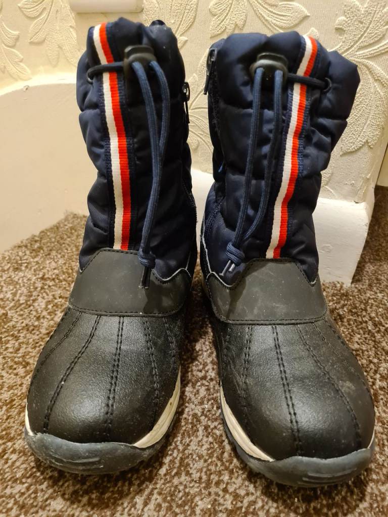 Tommy Hilfiger boots size 3.5uk