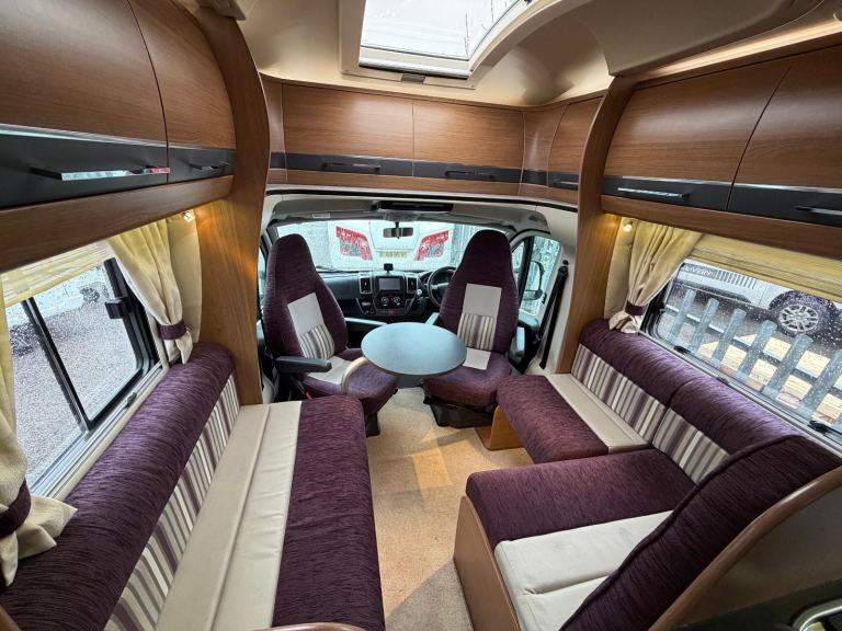 Auto Trail Frontier Delaware 4 berth 2013 **AUTO**GREAT CONDITION**