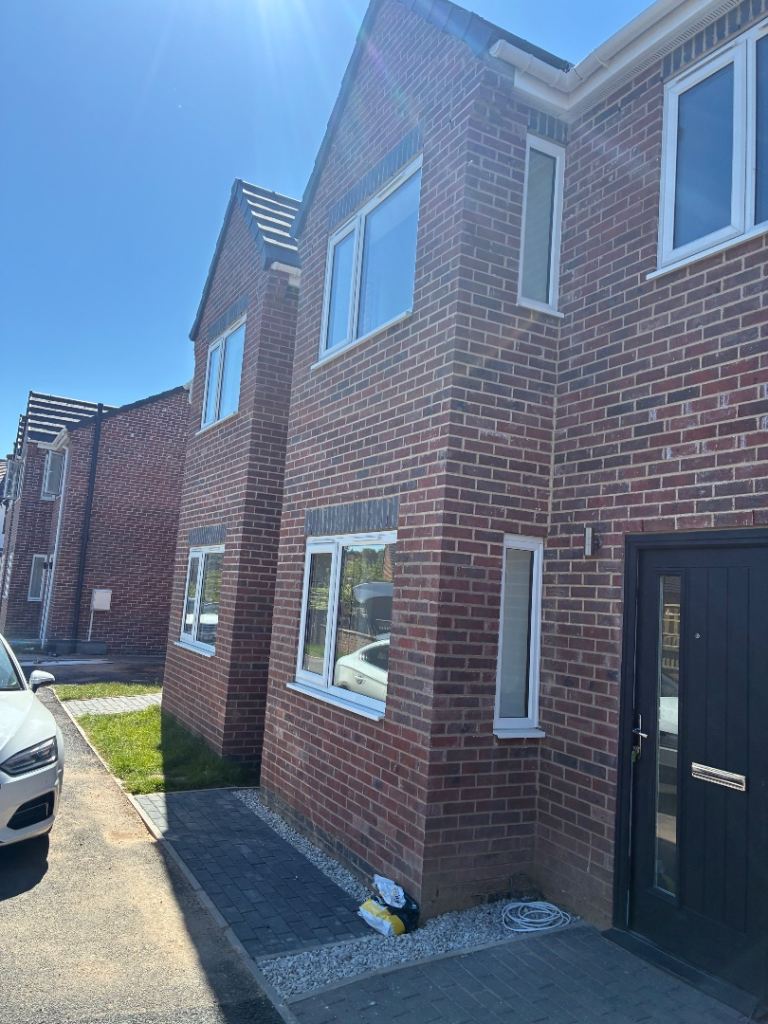 Gedling- 3 bed semi new build
