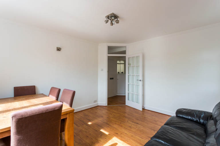 1 bedroom flat in 1 Bedroom Flat – Medina Lodge, London N7