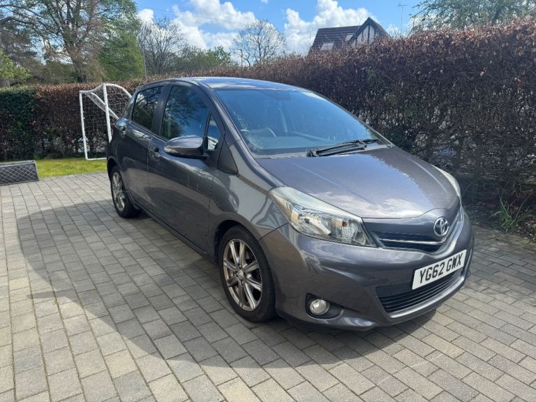 Toyota Yaris 5 dr LOW MILEAGE 12 MONTHS MOT *BARGAIN*