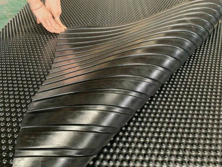 6x4 Feet Rubber Horse Stable Matting for Stables Non Slip