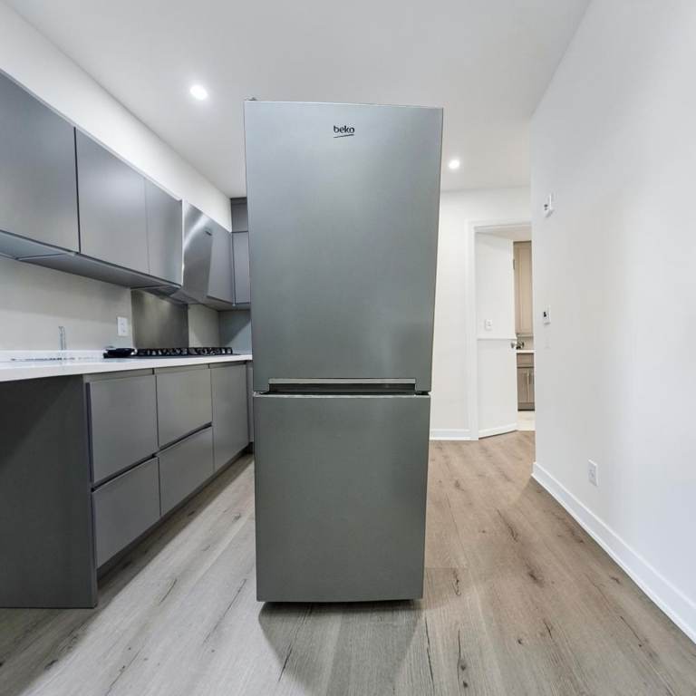 3 month old beko frost free silver fridge freezer smoke and petfree home 