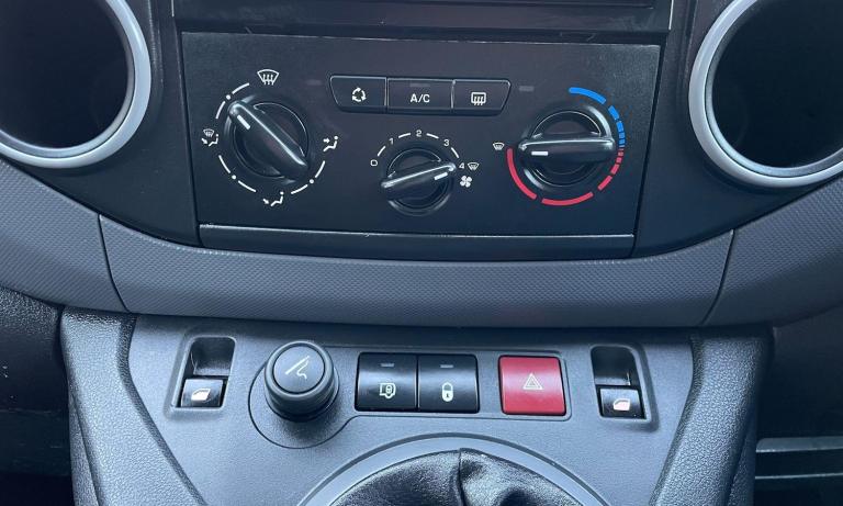 2010 Citroen Berlingo 1.6 HDi 625 LX Panel Van 5dr Diesel Manual L1 (153 g/km, 75 bhp) PANEL VAN ...